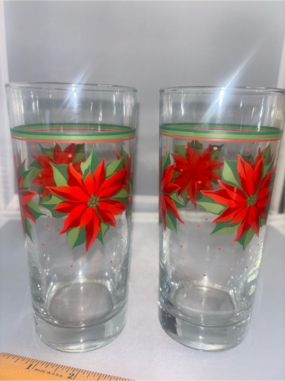 Set of 2 vintage Libbey Christmas Poinsettia Drinking Glasses Holiday Tumblers
